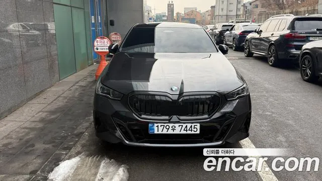 BMW 5 (G60) 520i M