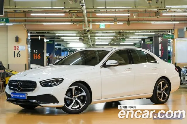 Mercedes-Benz E- W213 E250