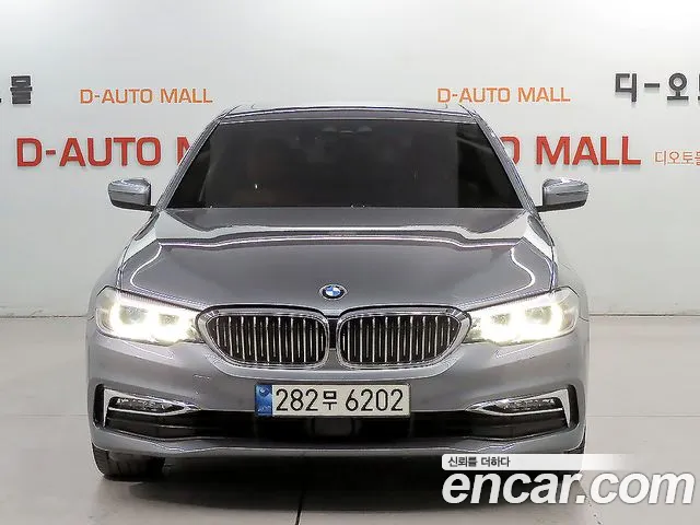 BMW 5 (G30) 520i
