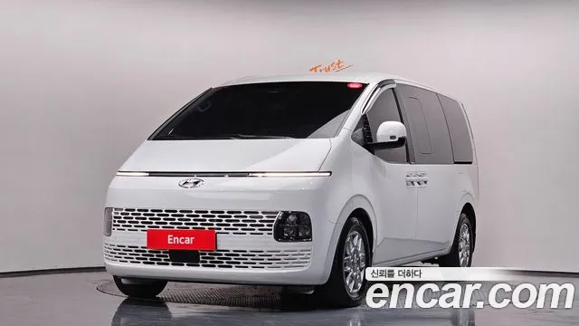 Hyundai Staria 5