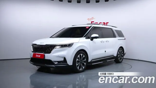Kia Carnival 4 Gasoline 9 Signature