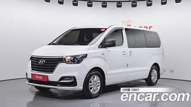 Hyundai The New Grand Starex 5