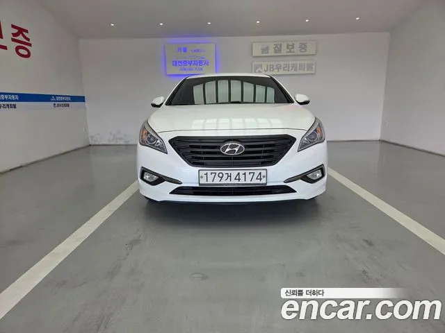 Hyundai LF Sonata LPI Premium