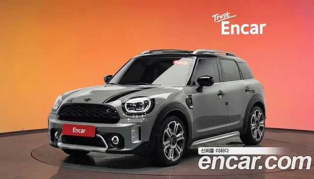 MINI Cooper SD Countryman ALL4 2