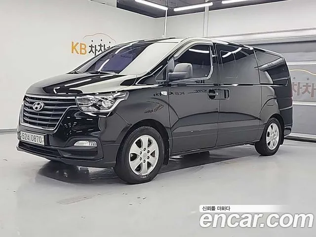 Hyundai The New Grand Starex 9 Premium