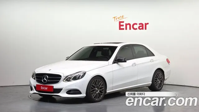 Mercedes-Benz E- W212 E220