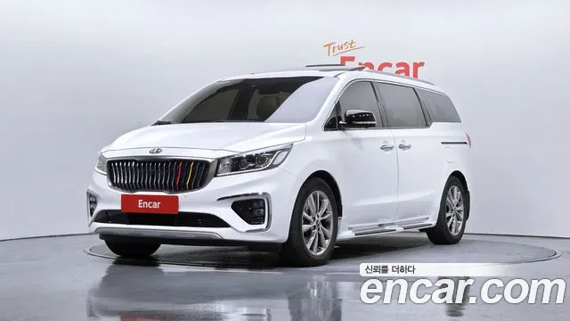 Kia The New Carnival 9 Noblesse