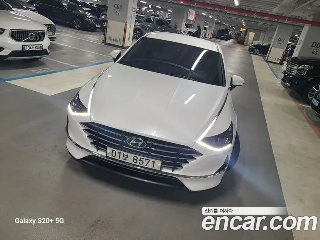 Hyundai Sonata (DN8) 2.0 Premium