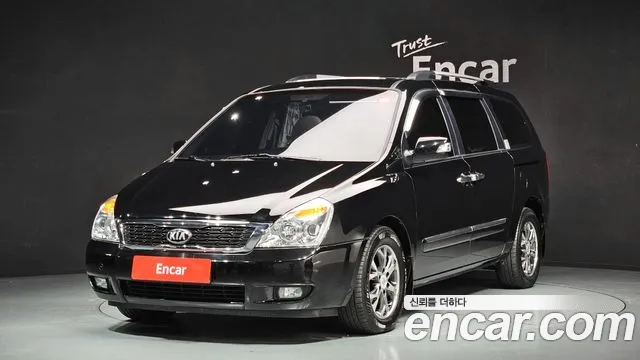 Kia Carnival R Carnival GLX Premium