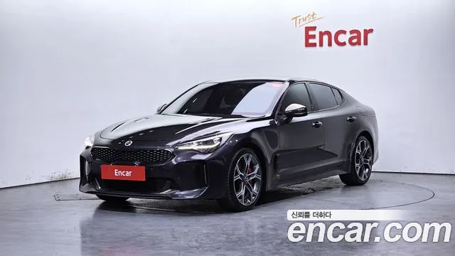 Kia Stinger 2.0 Turbo 2WD