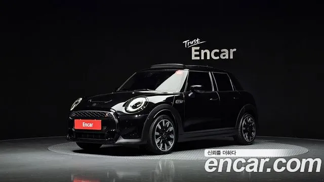MINI Cooper S 5 3
