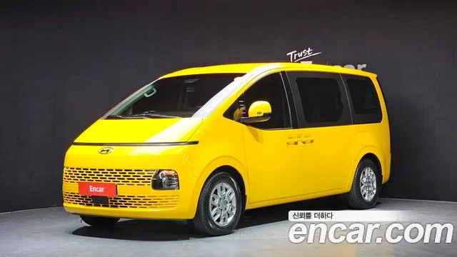 Hyundai Staria 11