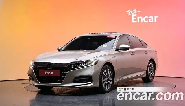 Honda Accord 10 2.0 Hybrid