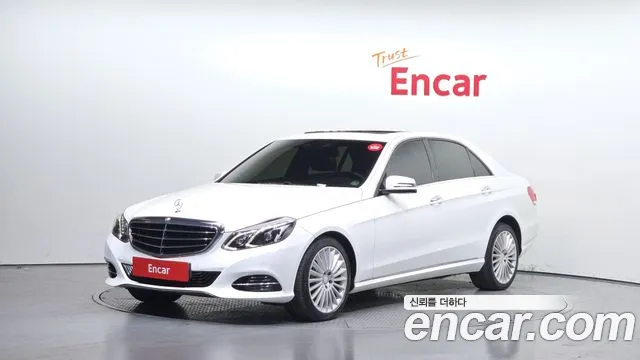 Mercedes-Benz E- W212 E300