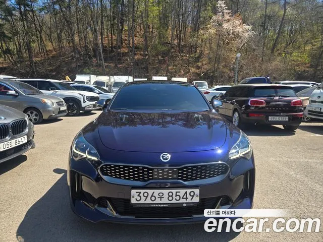 Kia Stinger 3.3 Turbo AWD GT