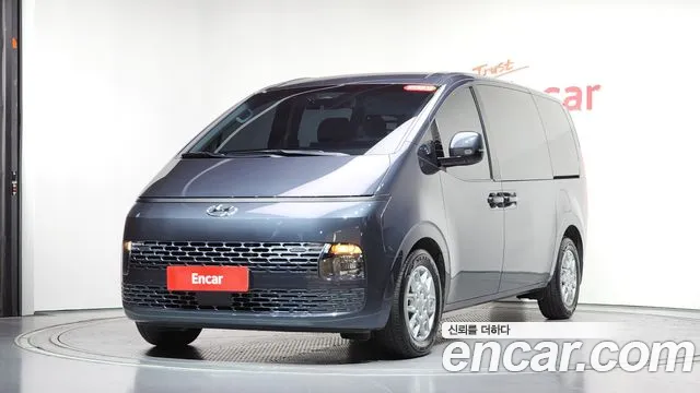 Hyundai Staria 5