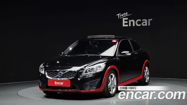 Volvo C30 D4 1