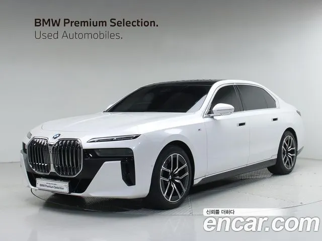 BMW 7 (G70) 740i sDrive M