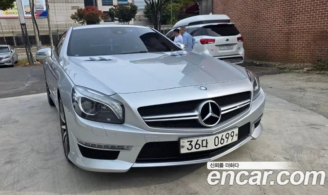 Mercedes-Benz SL- SL63 AMG R231