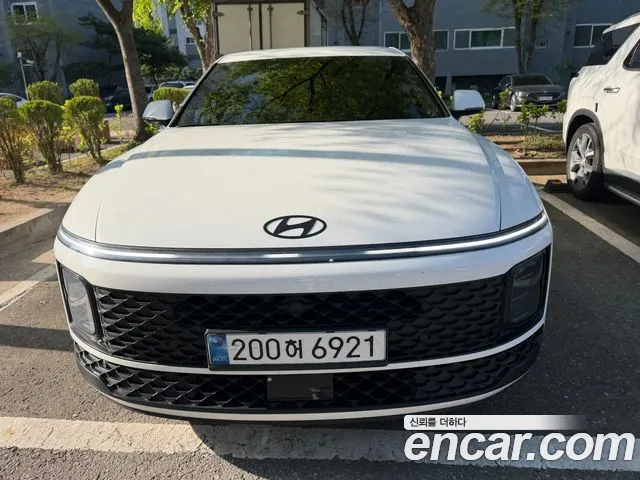 Hyundai Grandeur Hybrid (GN7)
