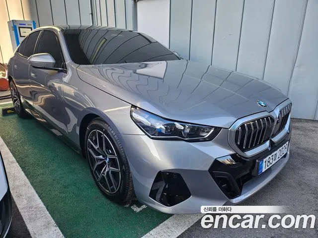 BMW 5 (G60) 520i M