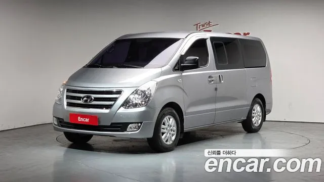 Hyundai Grand Starex 5