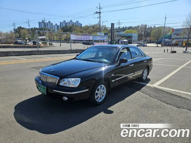 Hyundai Grandeur XG R20 Base