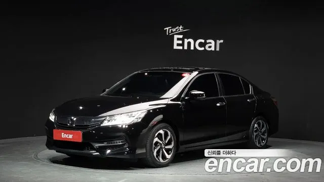 Honda Accord 2.4 9