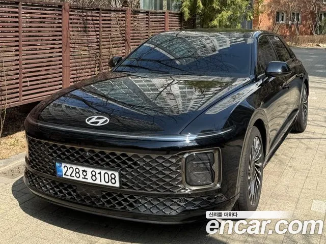 Hyundai Grandeur Hybrid (GN7)