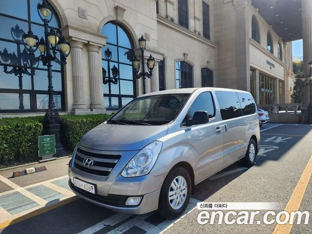 Hyundai Grand Starex 3