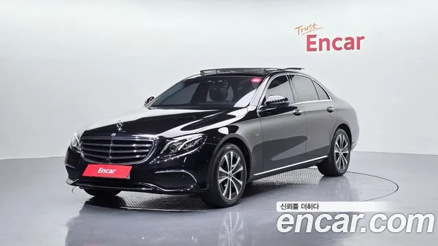 Mercedes-Benz E- W213 E300e Exclusive