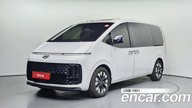 Hyundai Staria 4WD 9 Inspiration