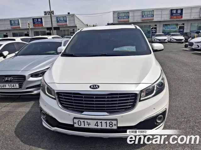 Kia The New Carnival 9 Prestige