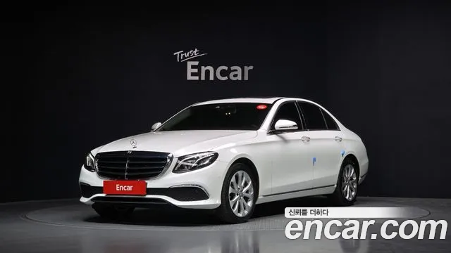 Mercedes-Benz E- W213 E220d Exclusive