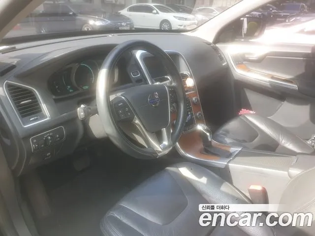 Volvo XC60 D4 1