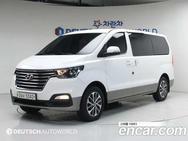 Hyundai The New Grand Starex 4WD 9 Exclusive