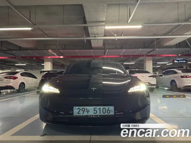 Tesla 3 AWD