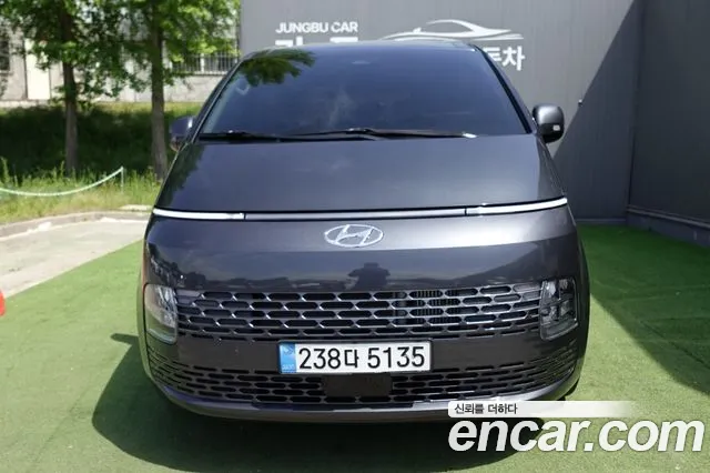 Hyundai Staria 9