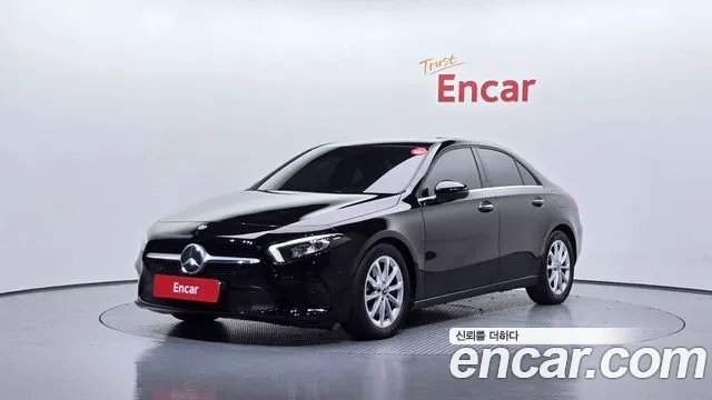 Mercedes-Benz A- W177 A220
