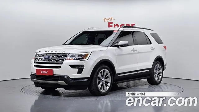 Ford Explorer 2.3 Limited 4WD 5