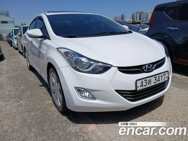 Hyundai Avante MD M16 GDI