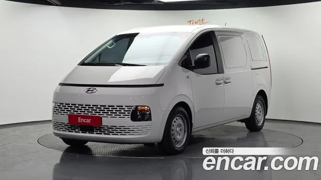 Hyundai Staria 3
