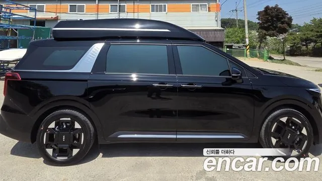 Kia The New Carnival 4 HEV 9