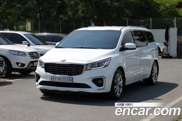 Kia The New Carnival 9 Prestige