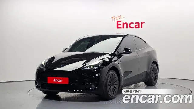 Tesla Y RWD