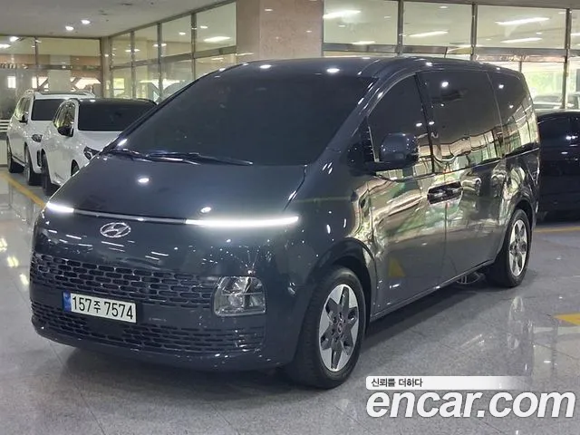 Hyundai Staria 9