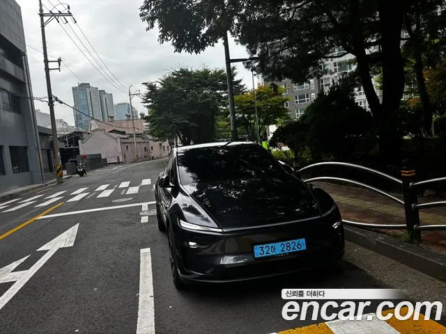 Tesla Y RWD