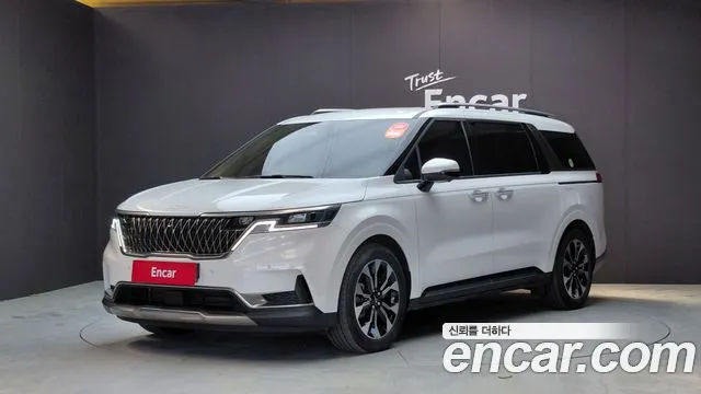 Kia Carnival 4 Gasoline 7 Noblesse