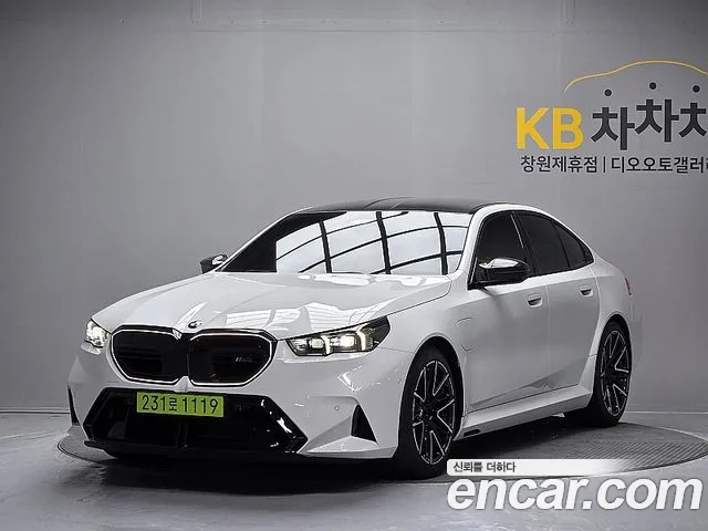 BMW M5 (G90) M5