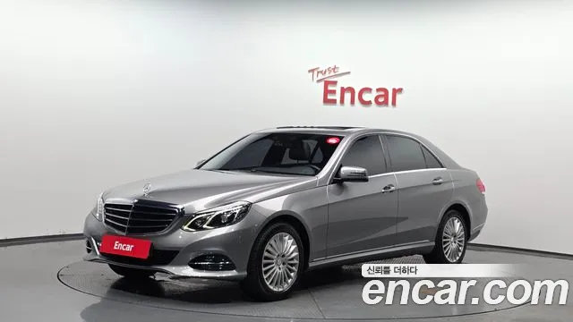 Mercedes-Benz E- W212 E300